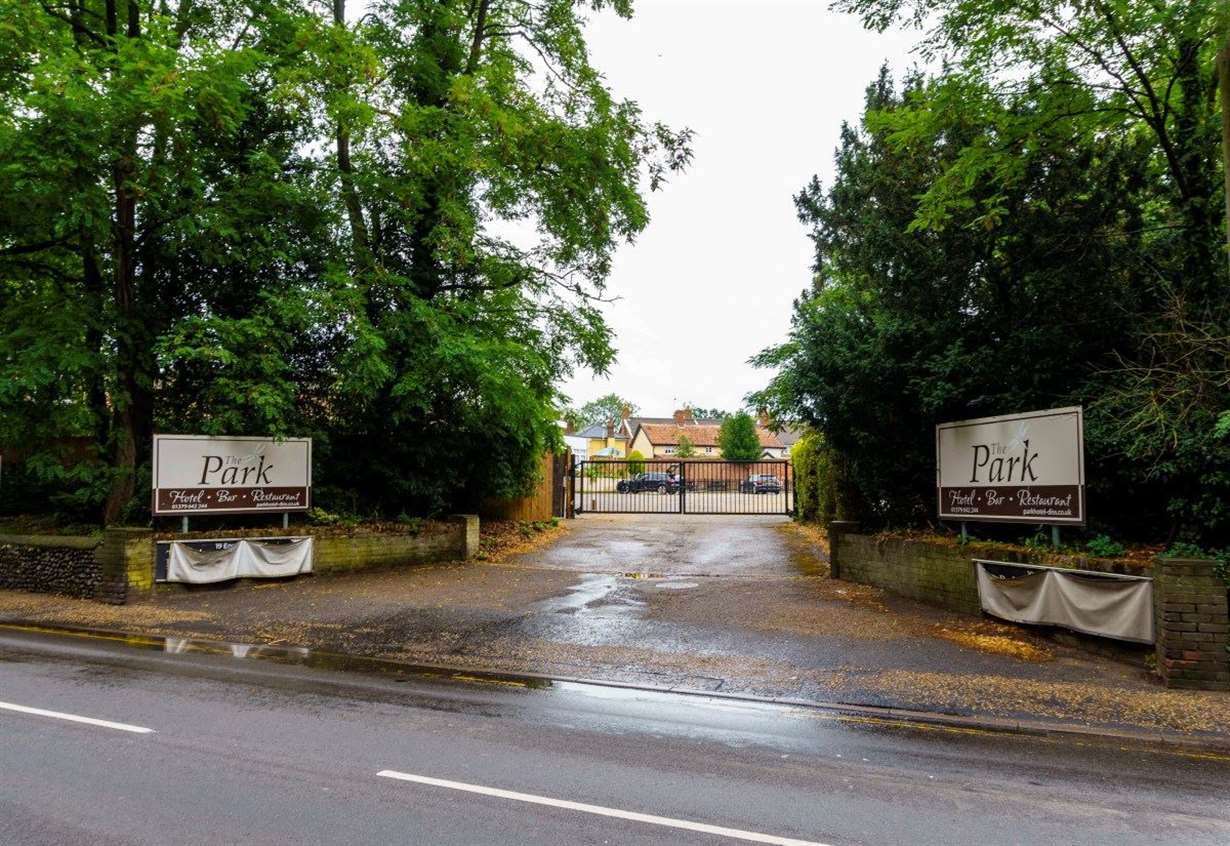 Home Office talks leave migrant hotel plans in limbo