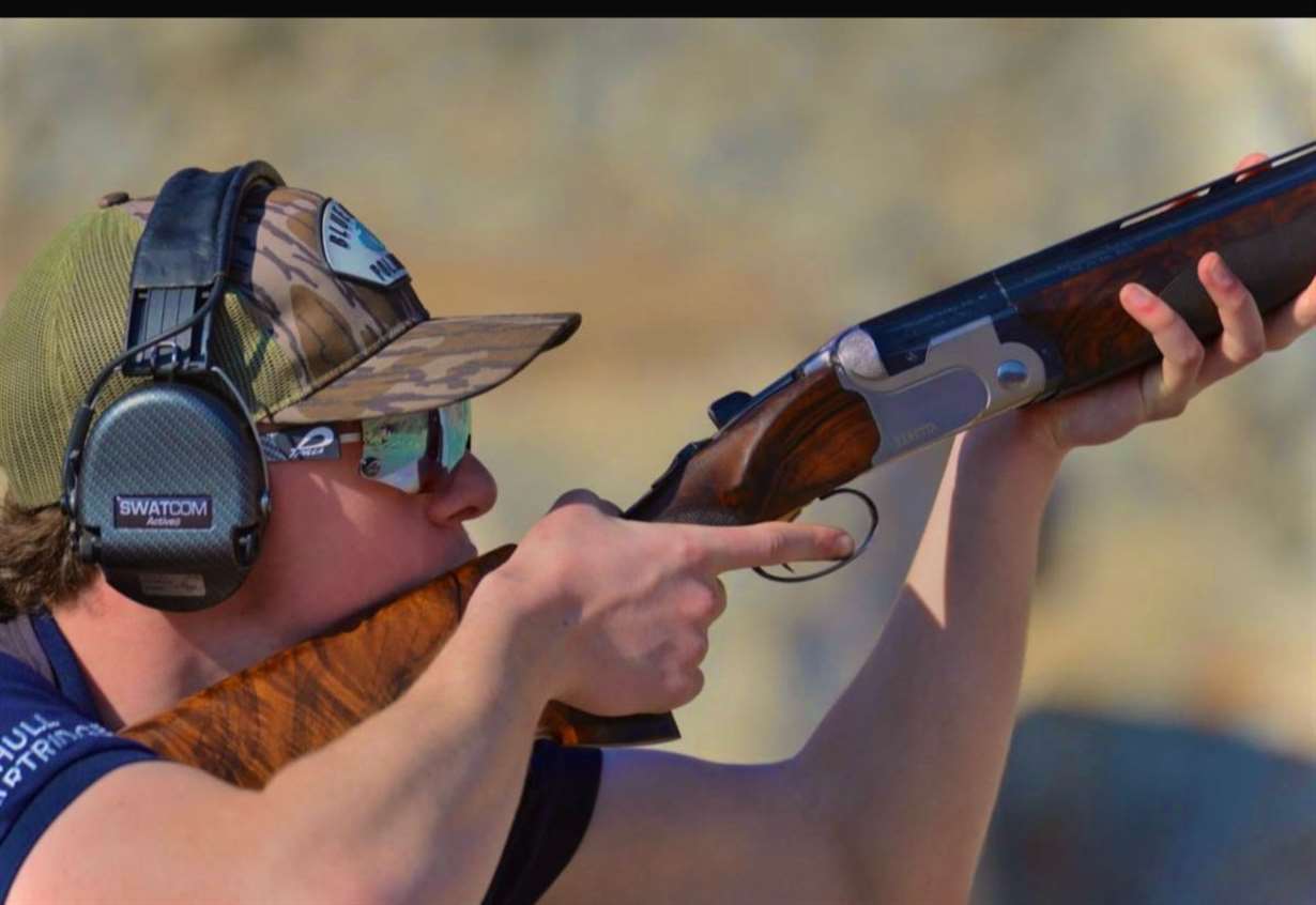 Harry takes aim at world title to follow in dad’s footsteps