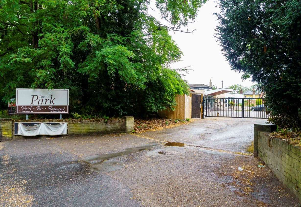 New twist in controversial Home Office asylum hotel change