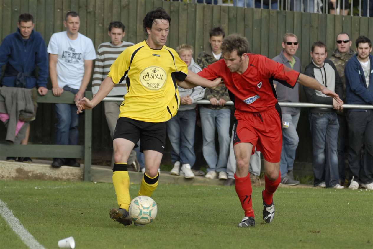 Football - Debenham FC V AFC Wimbledon.. (32727708)