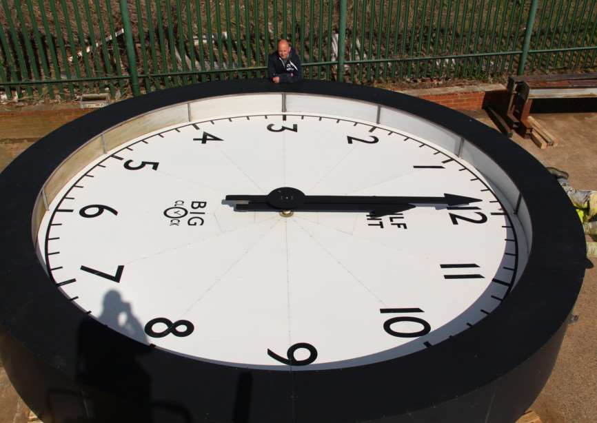 Giant backwards clock being delivered to Reads Property Developments in Diss.