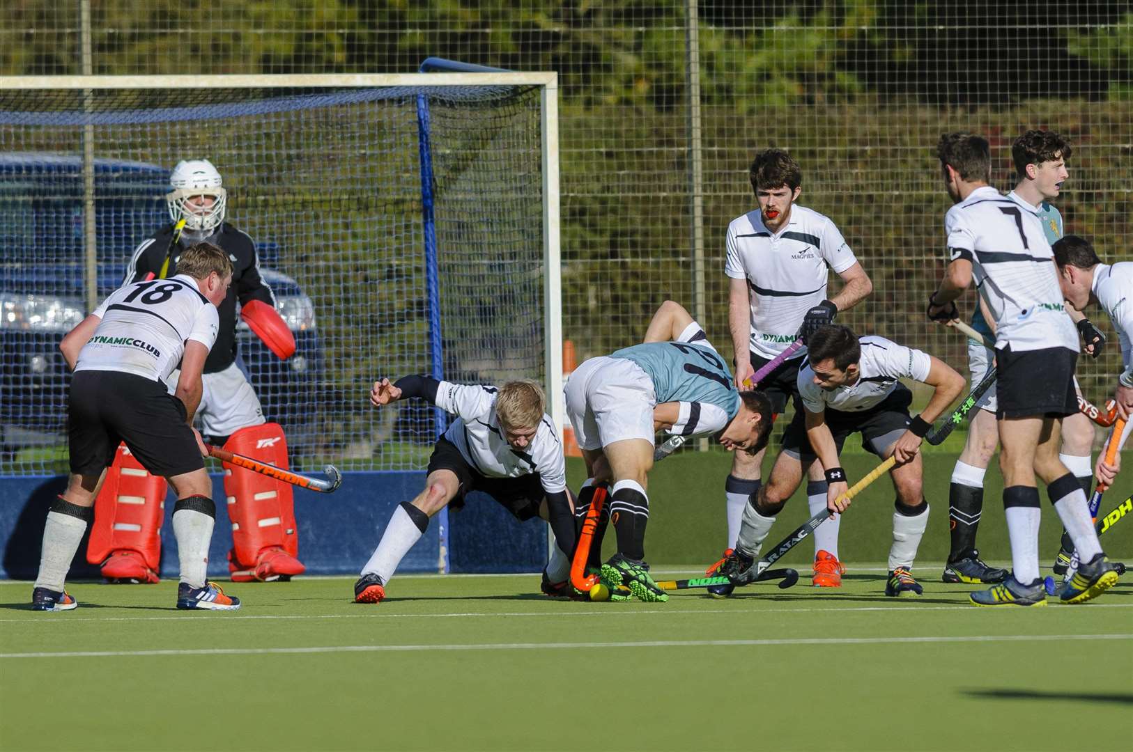Weybread, Suffolk, UK, 27 October 2018..Hockey action from Harleston Men's 1 v Cambridge University...Picture: Mark Bullimore Photography. (7466492)