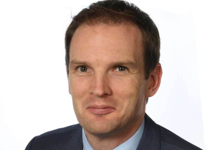 Dr Dan Poulter