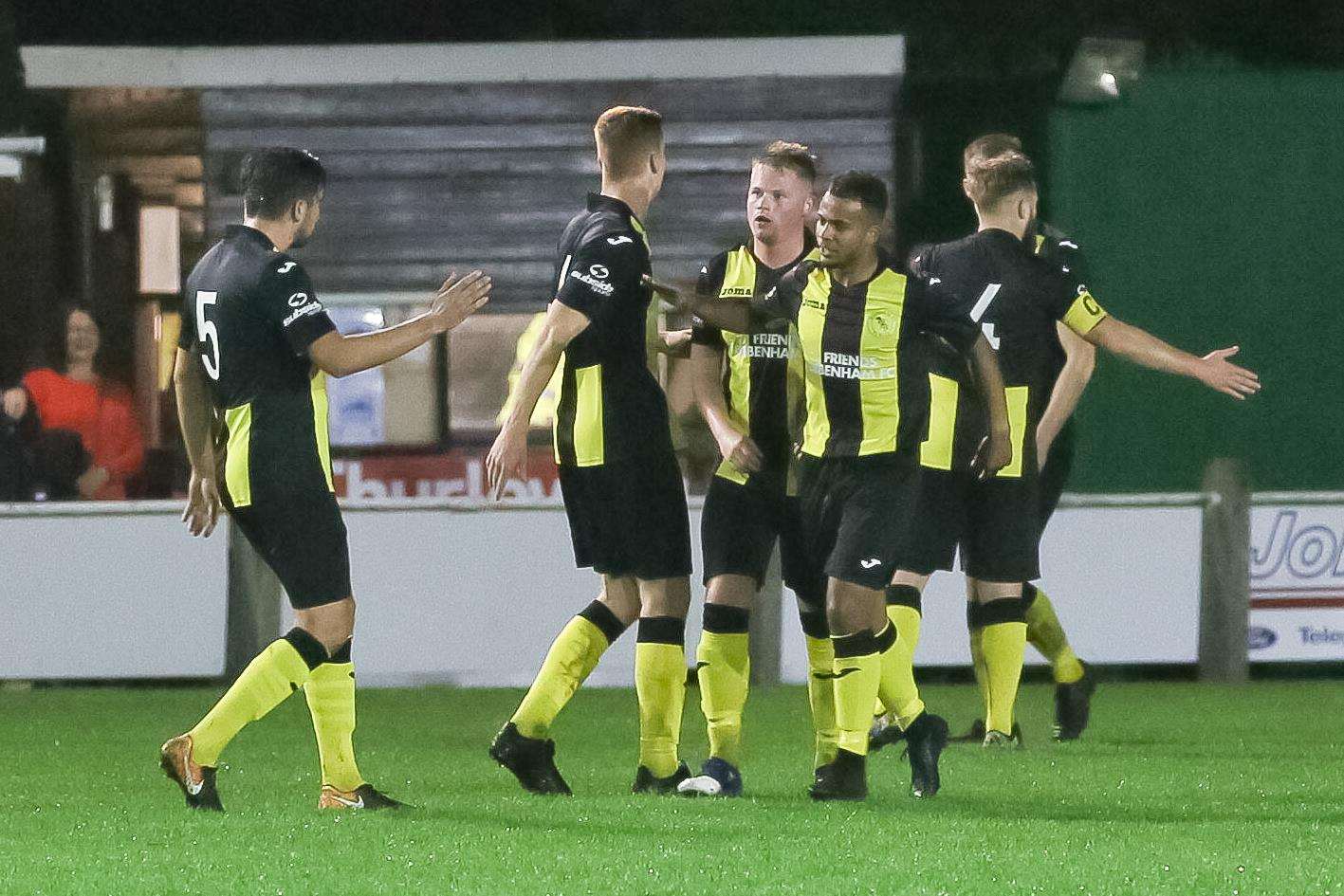 MDEP-11-09-2018-002 sp Debenham celebrate No 11 Lamel Howell's goal to level the scores at 1-1. (4128719)
