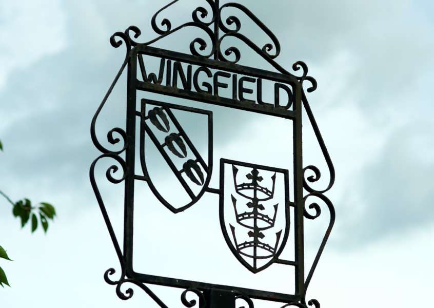 VILLAGE SIGN - WINGFIELD ENGANL00120121029155011