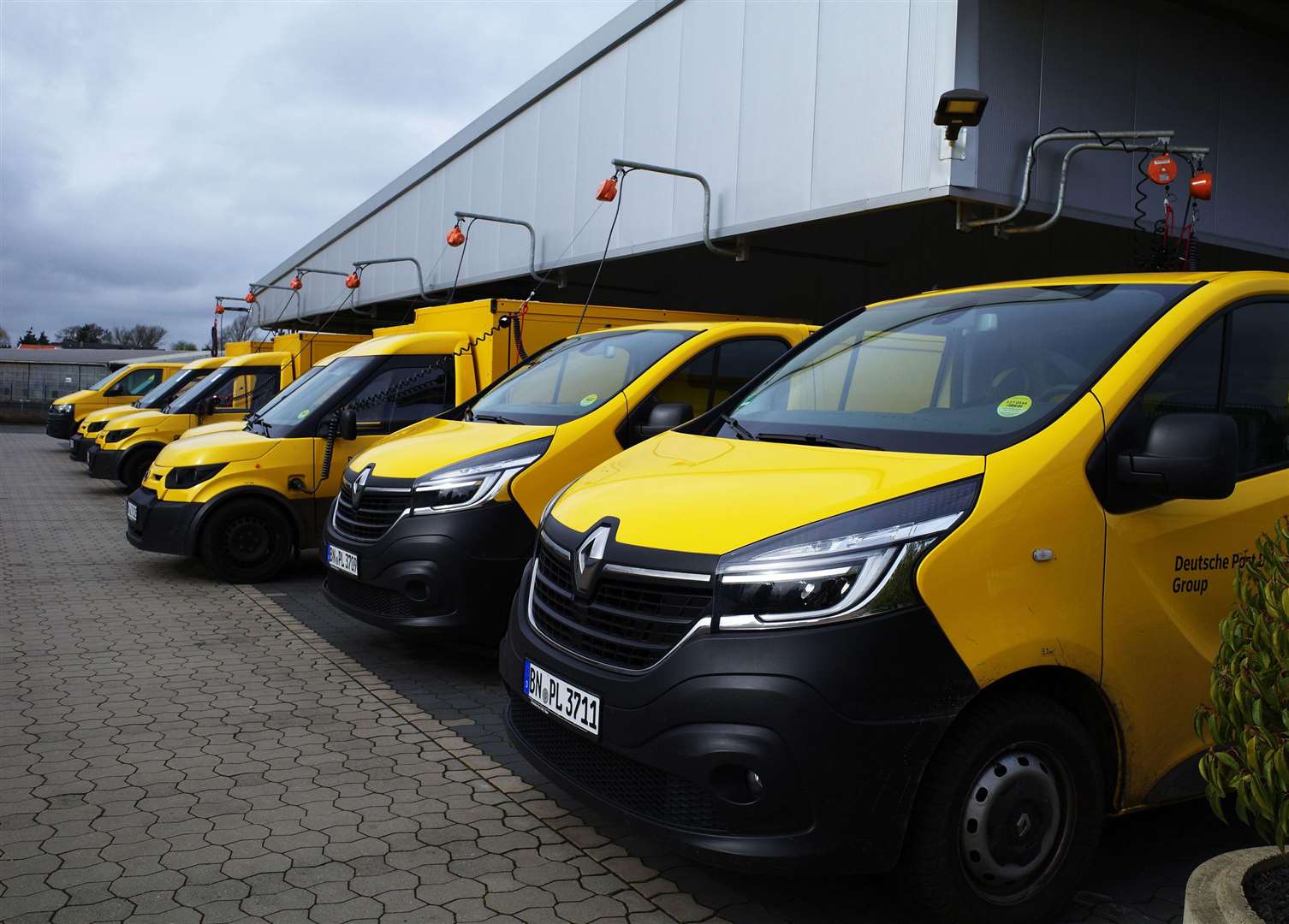 DHL will take a minority stake in Evri (Alamy/PA)