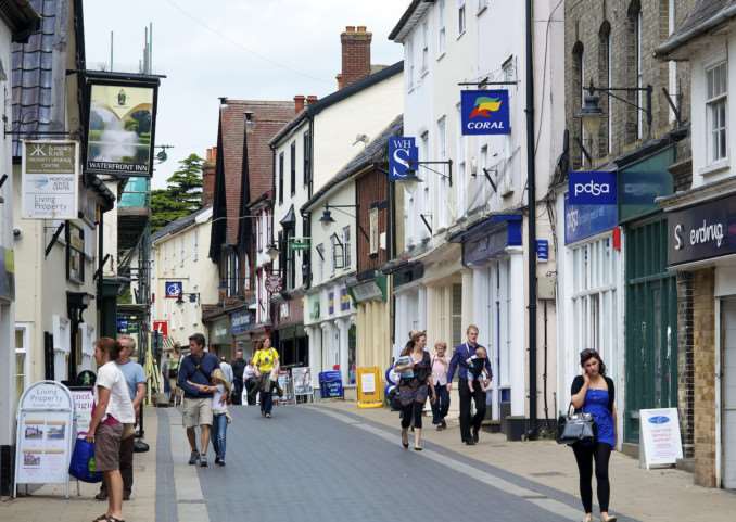Diss, Norfolk. Shops and Commercial properties in Mere Street in Diss ENGANL00120111019173912