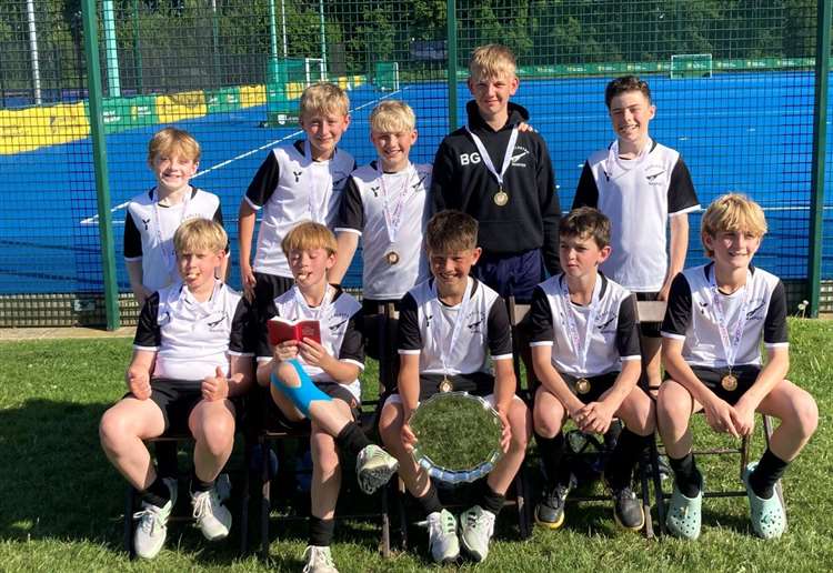 Magpies celebrate triple success of Under-12s team