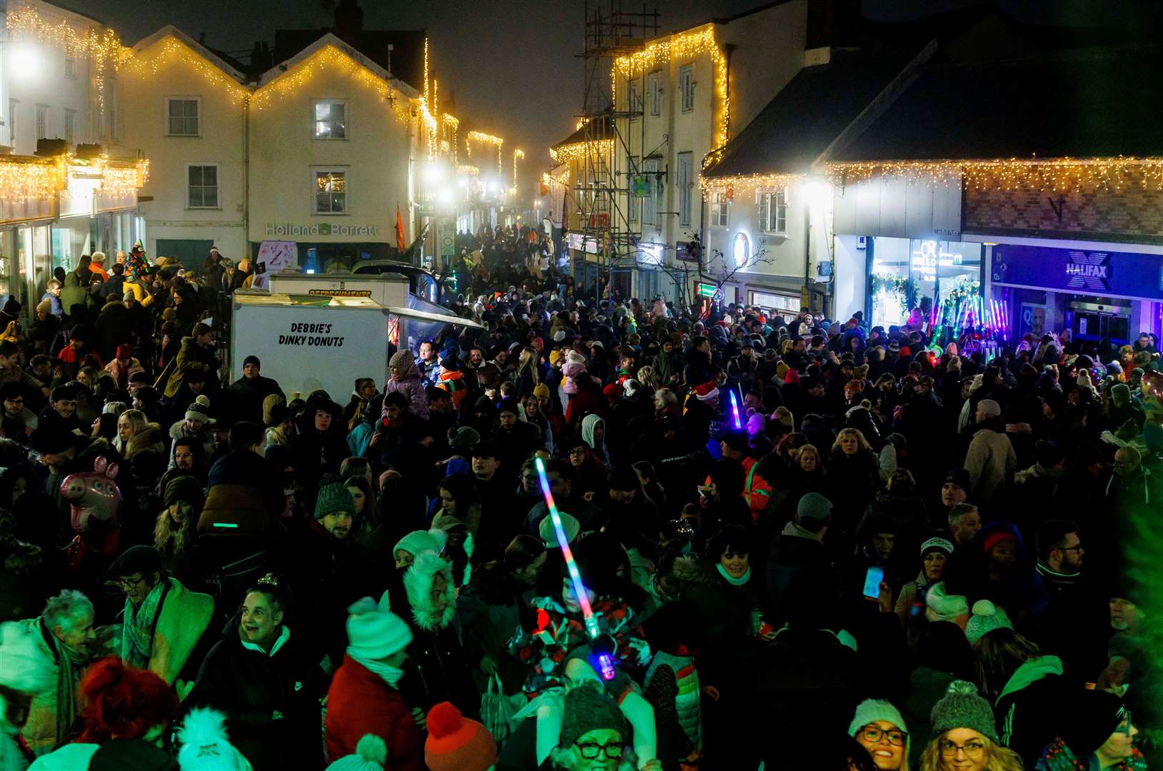 Diss, Norfolk, 02/12/2023Christmas lights switch on in DissPicture: Mark Bullimore Photography 2023