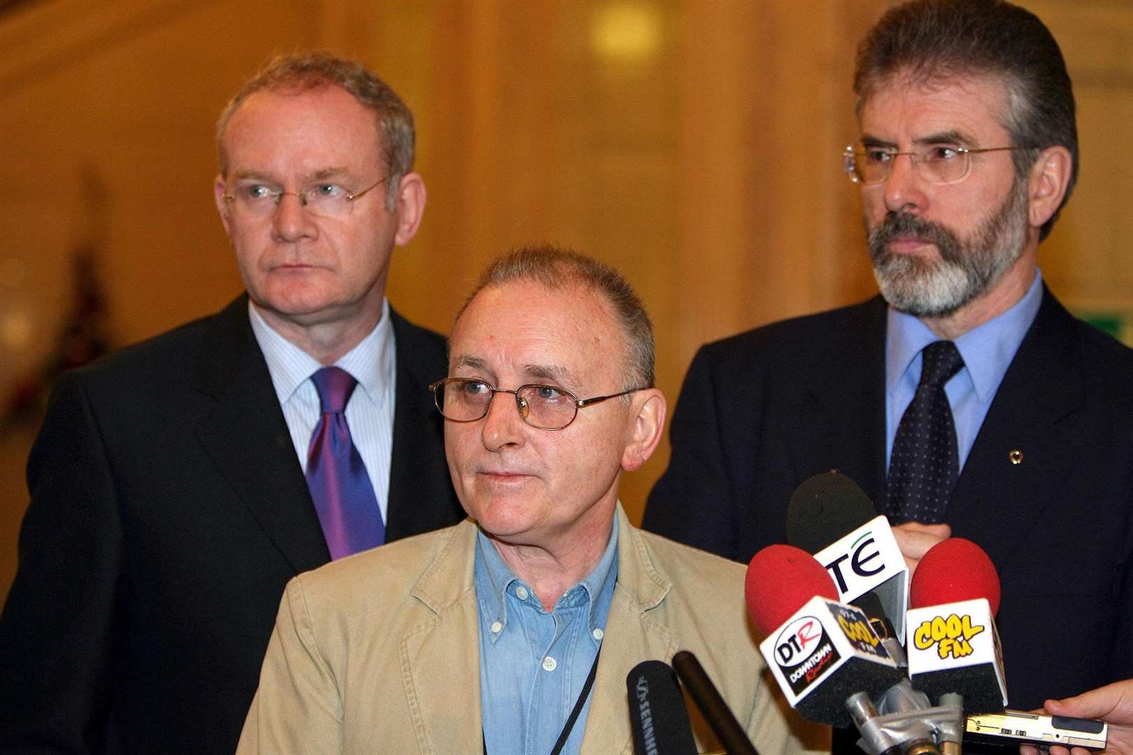 Denis Donaldson (centre) was shot dead in 2006 in Co Donegal (Paul Faith/PA)