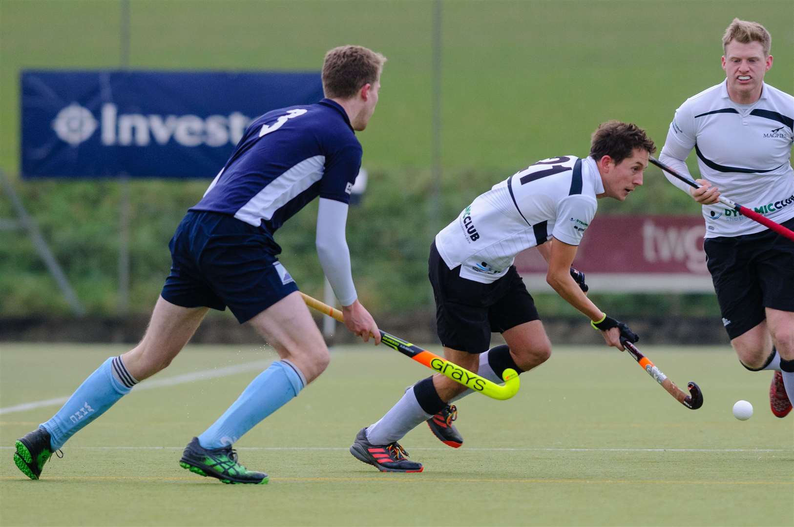 Hockey action from Harleston Magpies Men's 1st v West Herts - Tim Whiteman ..Picture by Mark Bullimore Photography. (32671806)