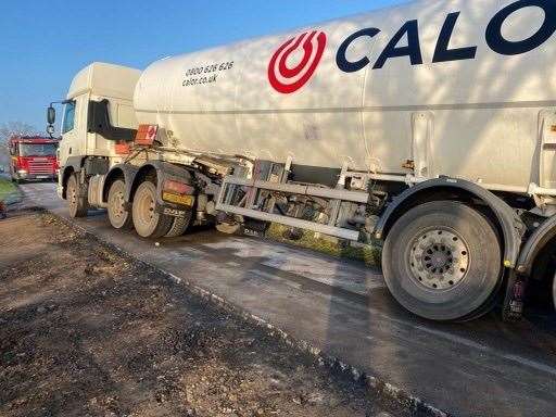 The tanker belongs to Calor Gas, one of Britian's largest suppliers of LPG gas. Picture: Christine Murton. (54267898)