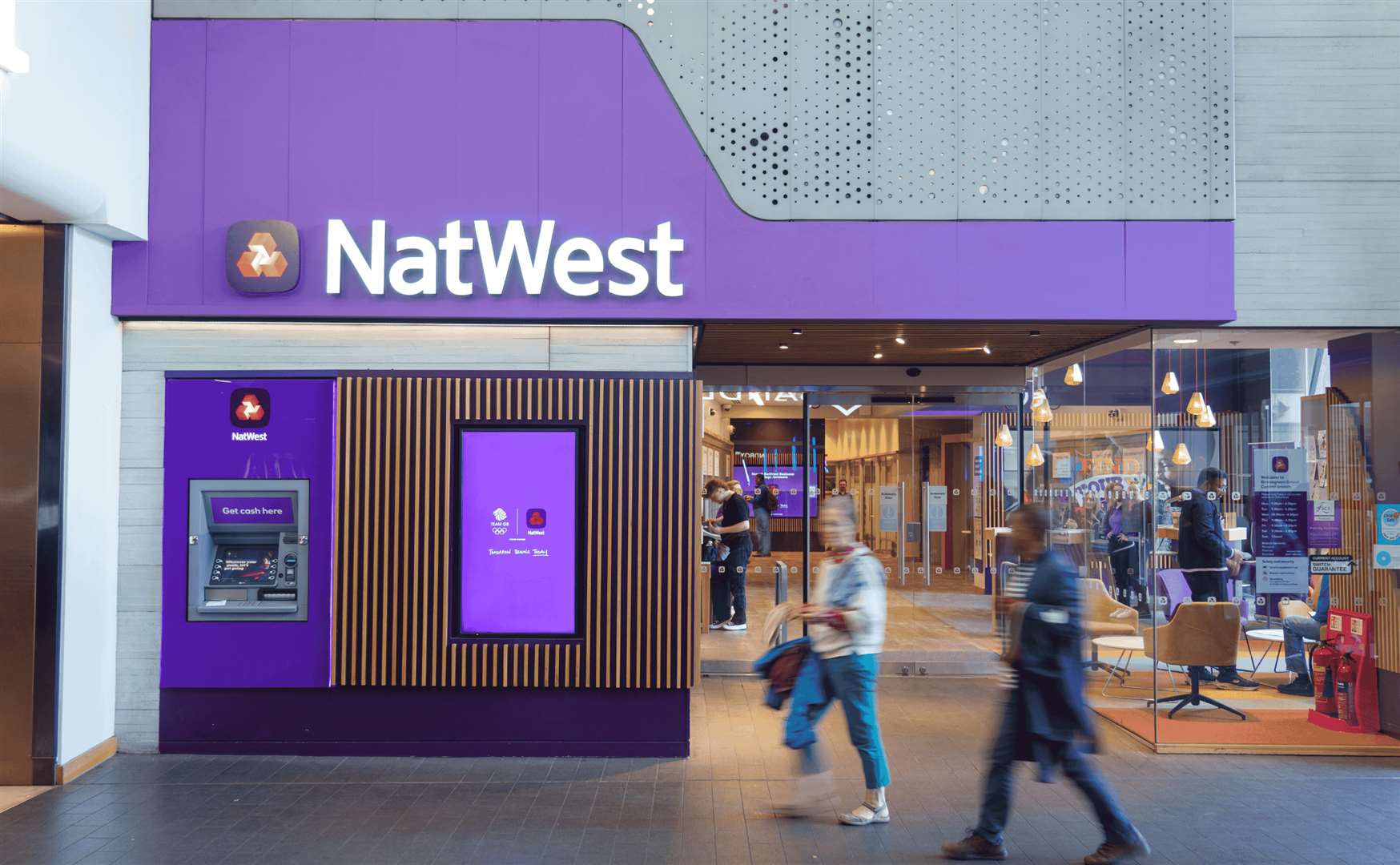 NatWest is urging customers to use online or telephone banking or go into a branch while it works to fix the mobile app issues (NatWest/PA)
