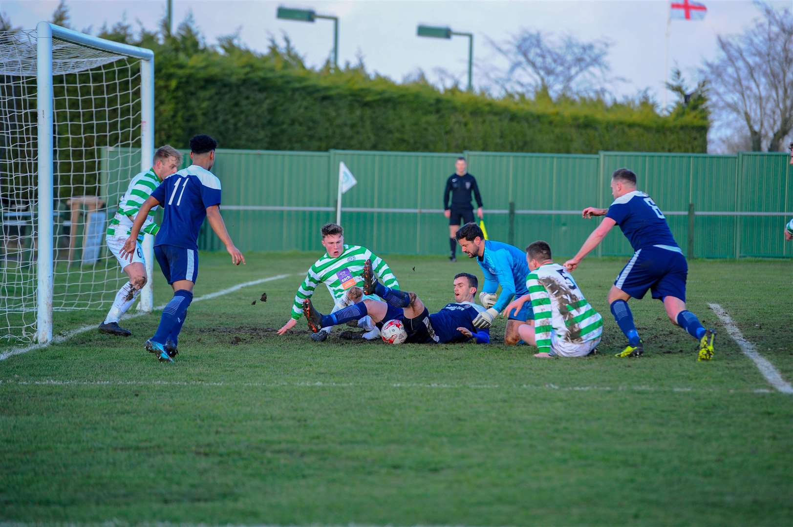 Football action from Framlingham Town FC Vs Hadleigh FC. Goalmouth scramble for the ball. ..Picture by Mark Bullimore Photography. (7012592)