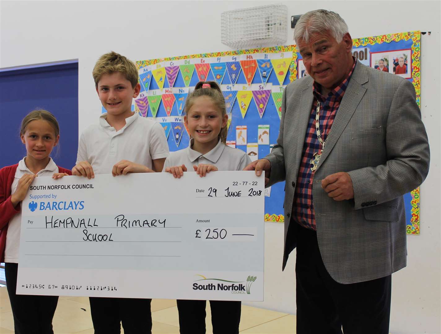 Pupils at Hempnall Primary School with Councillor John Overton of South Norfolk Council. Picture: South Norfolk Council. (3121471)