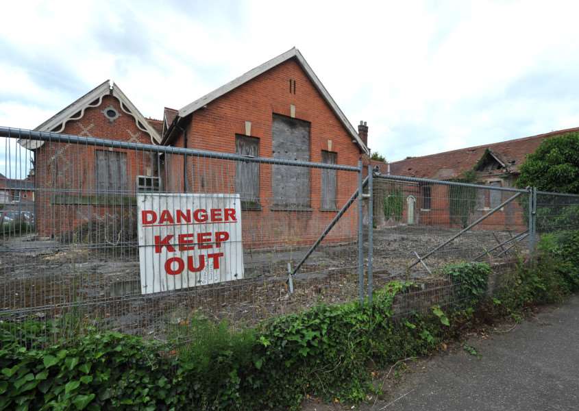 Old Diss School site - The Causeway ANL-150617-181524009