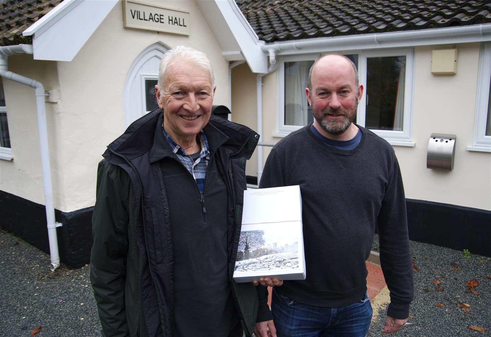 Internationally-renowned artist helps raise funds for village hall - Diss Express