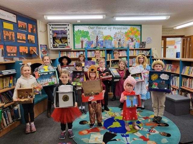 Children from Dickleburgh Church of England Primary Academy.
