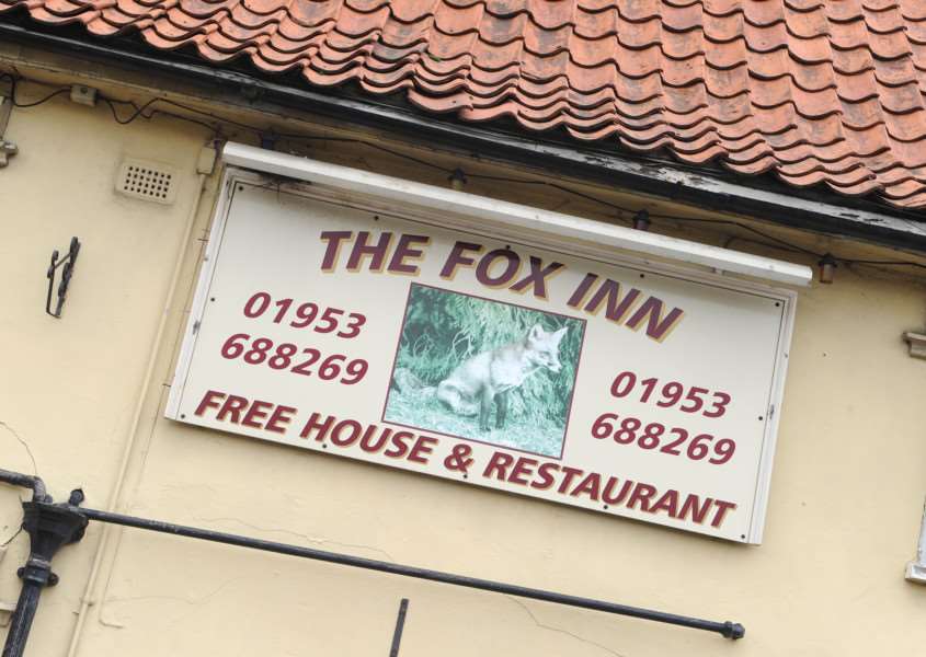 The Fox Inn, Garboldisham ANL-160203-130947009